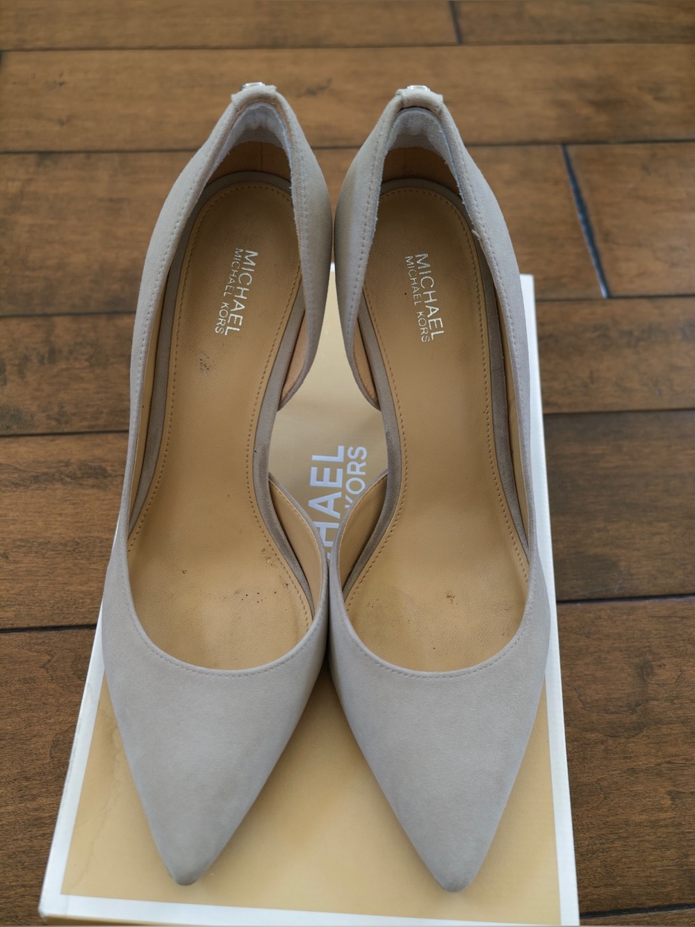 Michael Kors Cement Suede Nathalie Flex High Pump Heels Size 8 / 38.5
